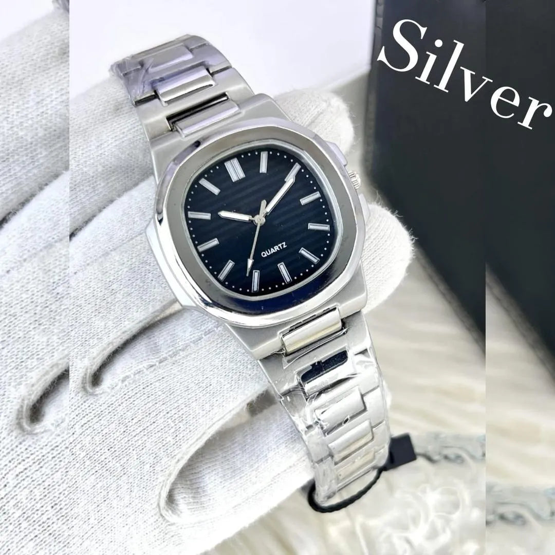 Get a stylish and durable watch! Our Men's Square Analogue Watch